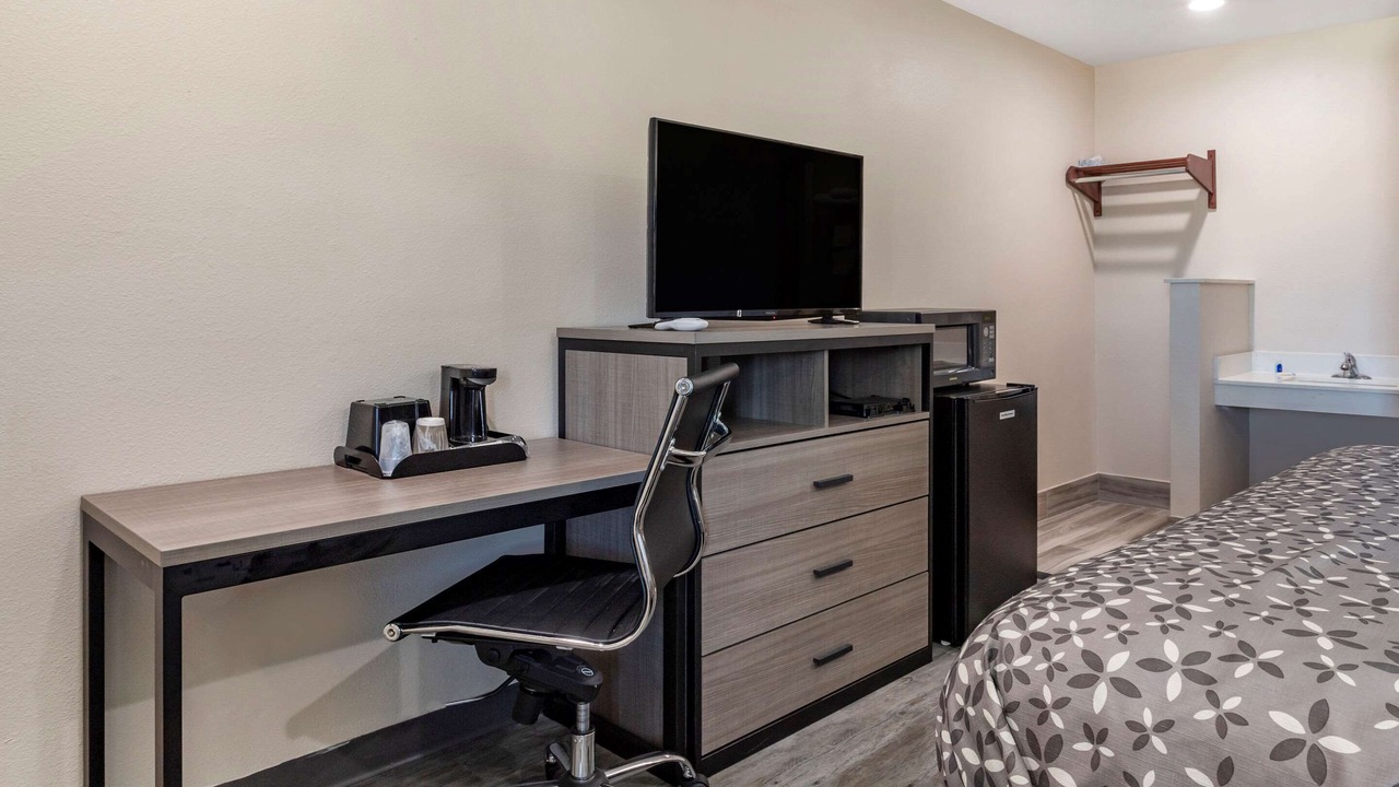 Photo of Bedroom in Caldwell
