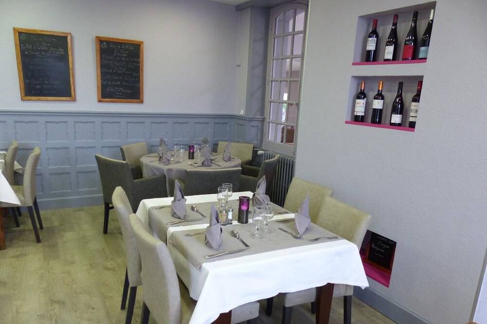 Photo of Others in Beauvoir