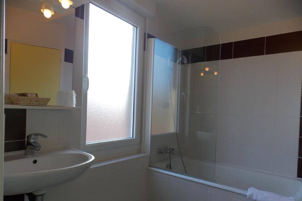 Photo of Bathroom in Beauvoir