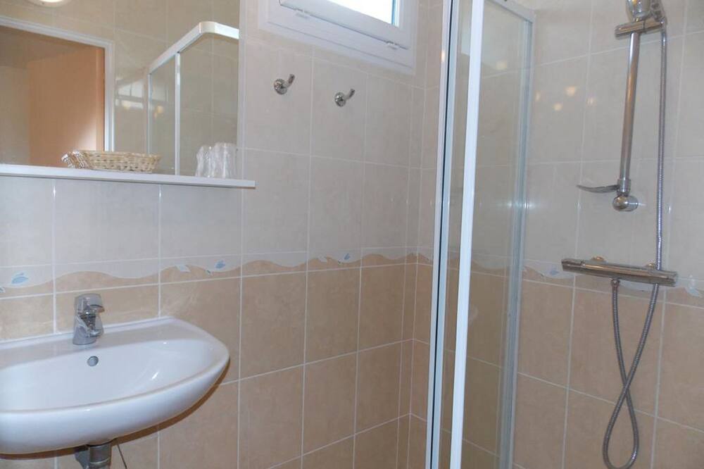 Photo of Bathroom in Beauvoir