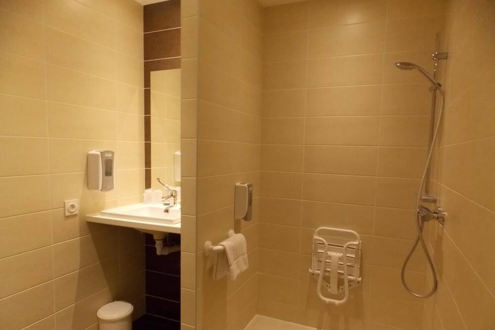 Photo of Bathroom in Beauvoir