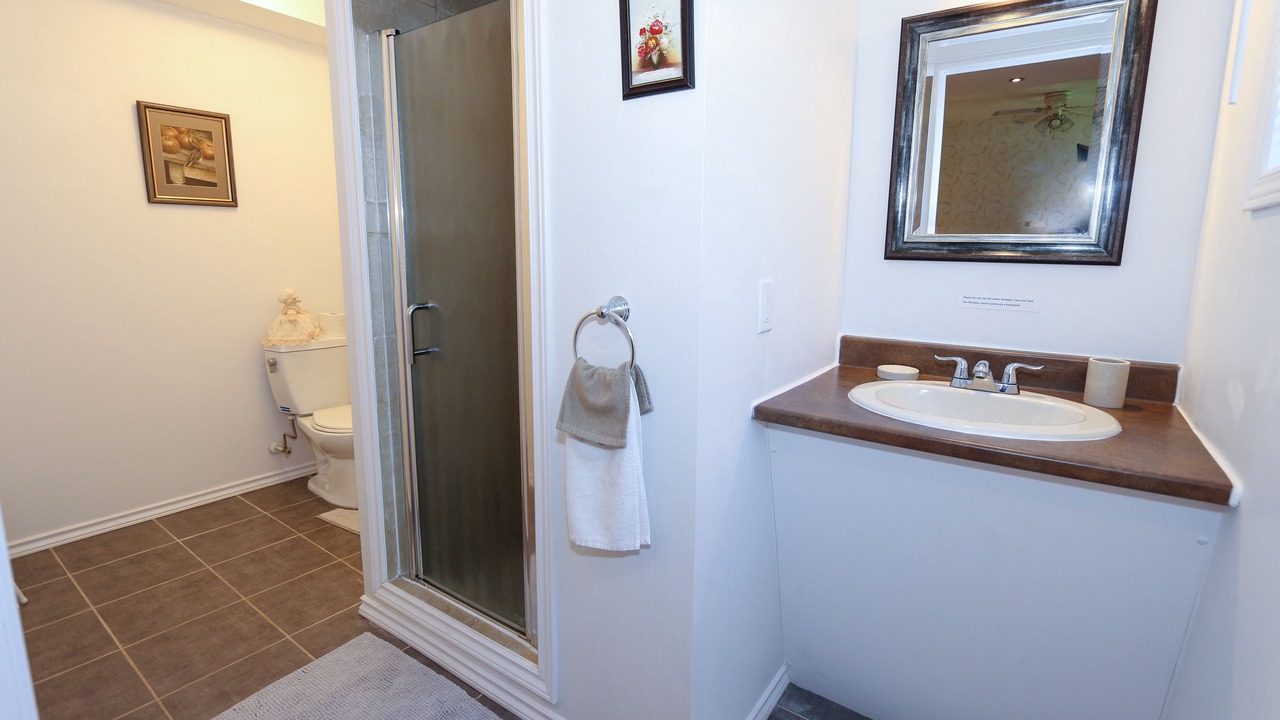 Photo of Bathroom in Crysler