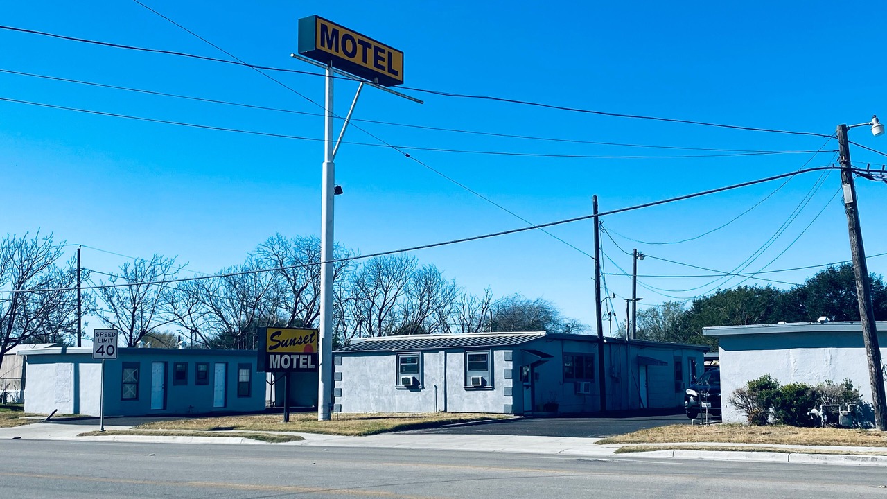 Photo of Outdoor in Alice