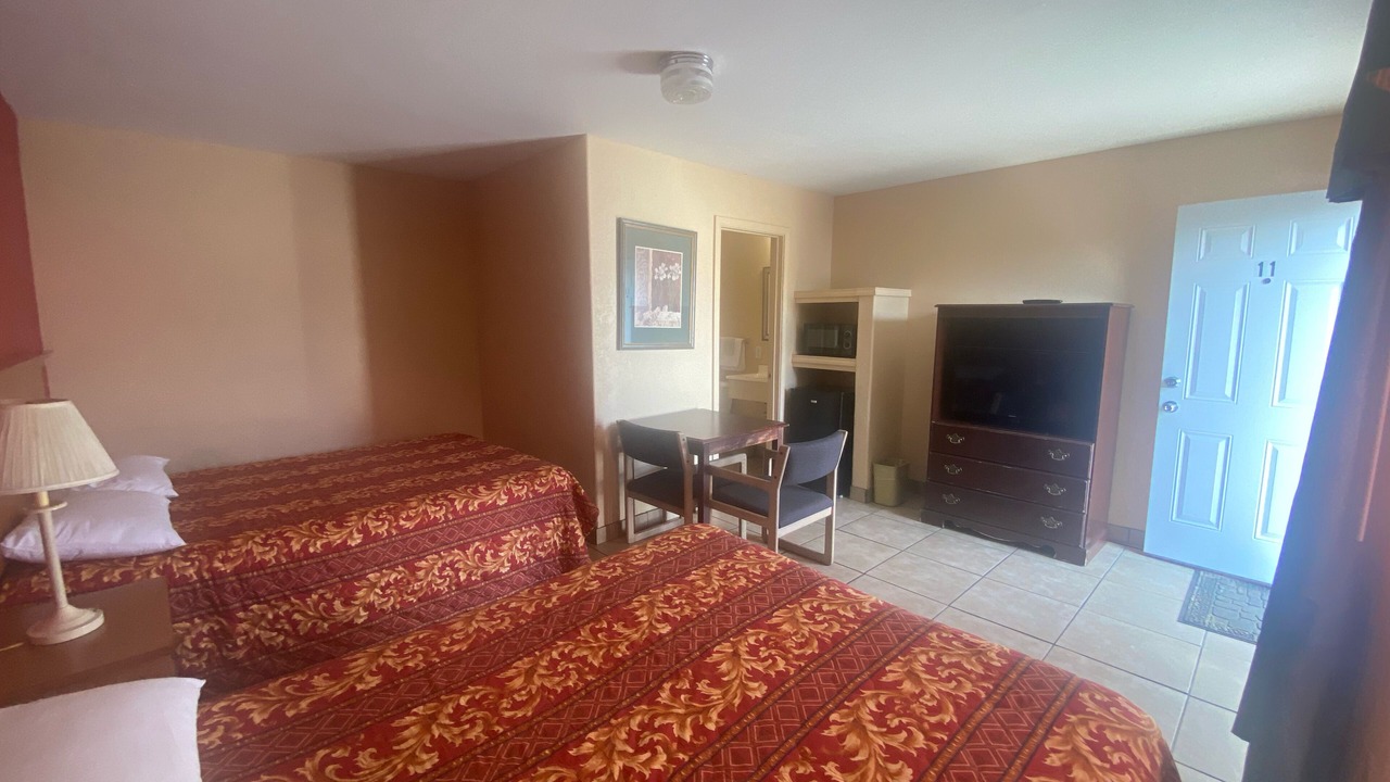 Photo of Livingroom in Alice