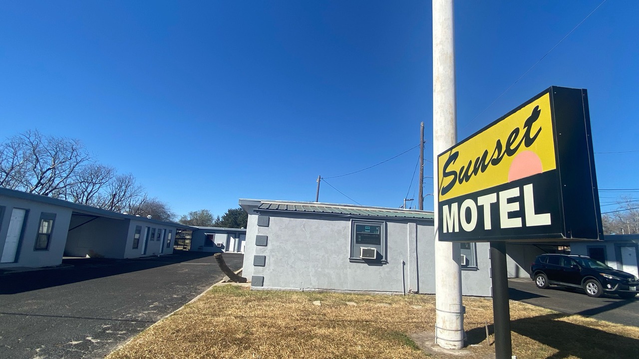 Photo of Outdoor in Alice