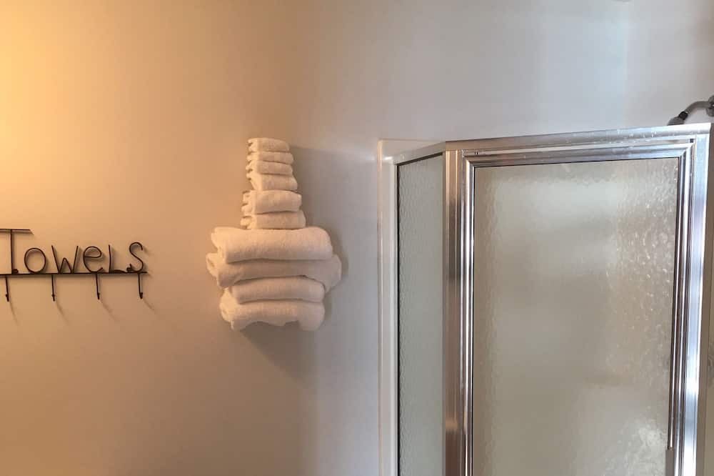 Photo of Bathroom in Mayfield