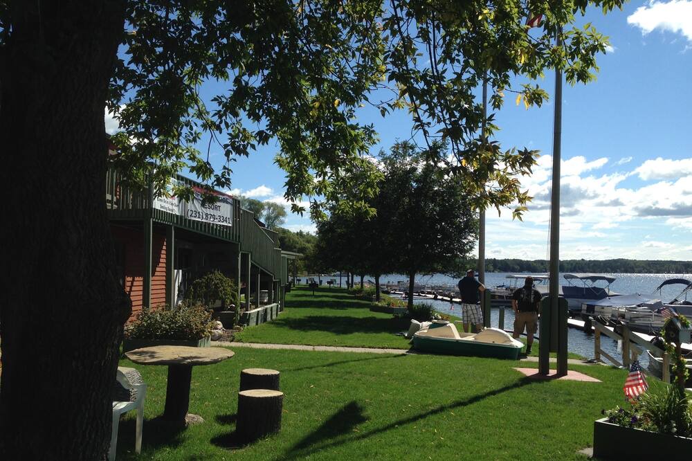 Photo of Outdoor in Mayfield