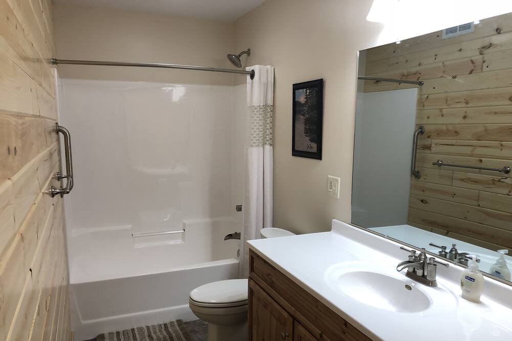 Photo of Bathroom in Blackduck
