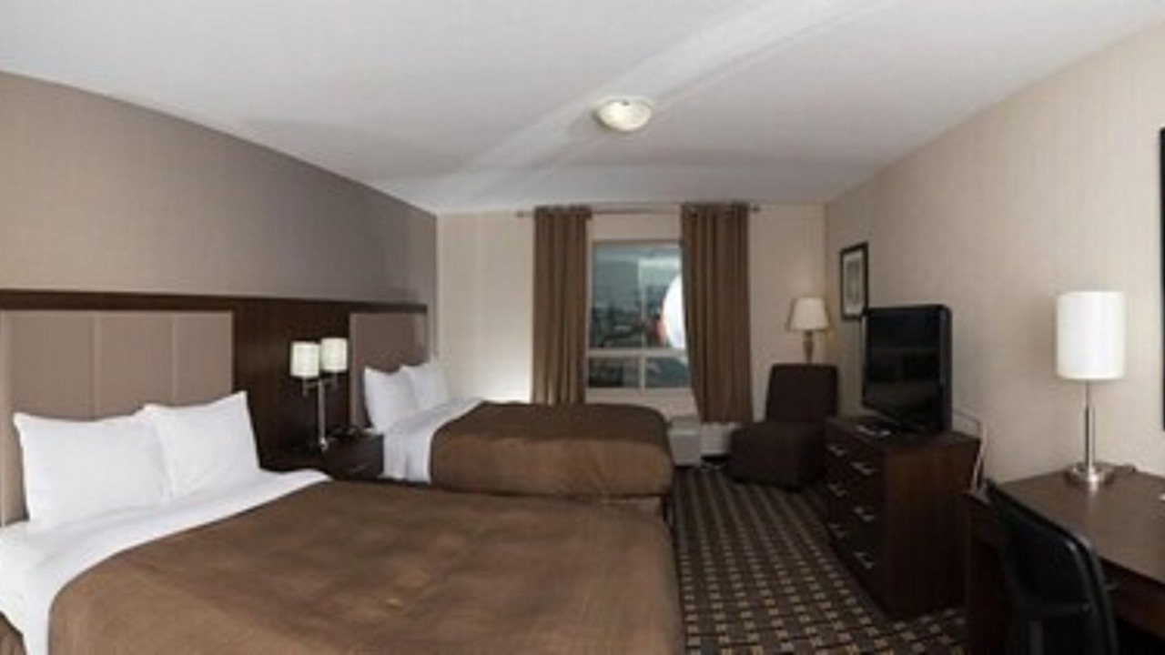 Photo of Bedroom in Carlyle