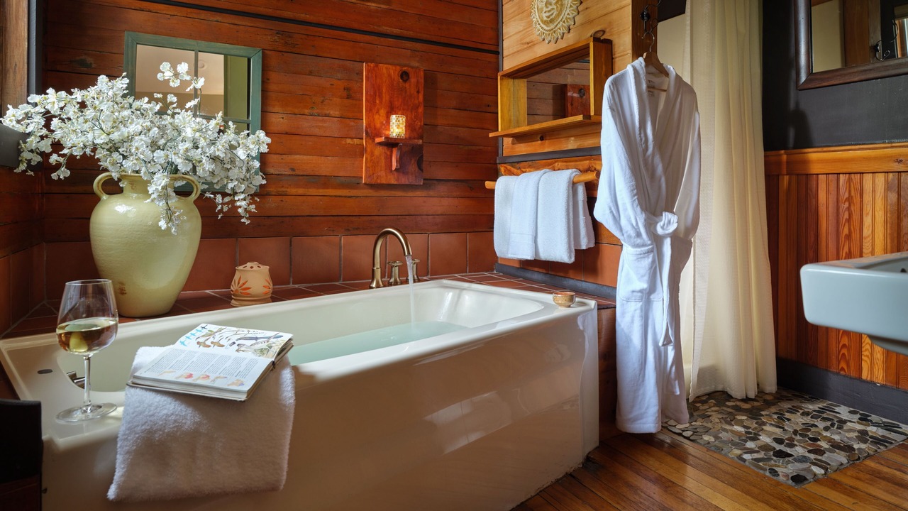 Photo of Livingroom in Ledyard