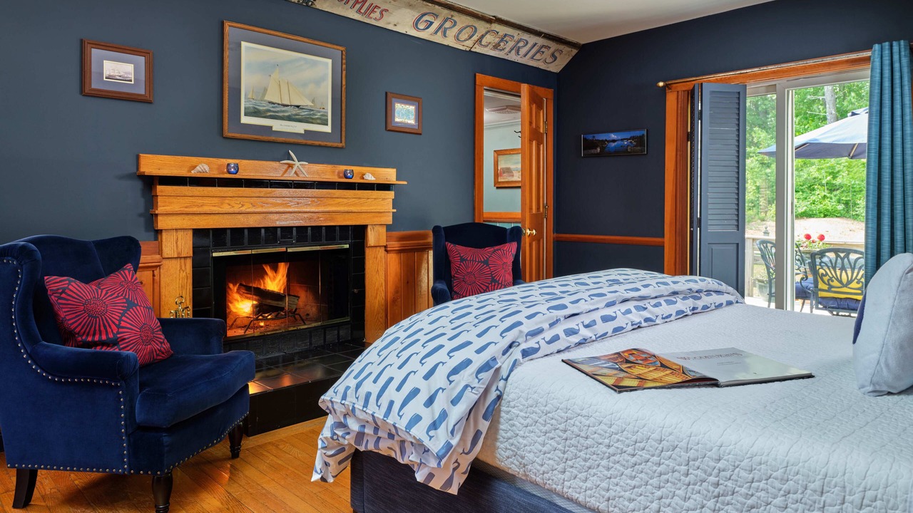 Photo of Livingroom in Ledyard