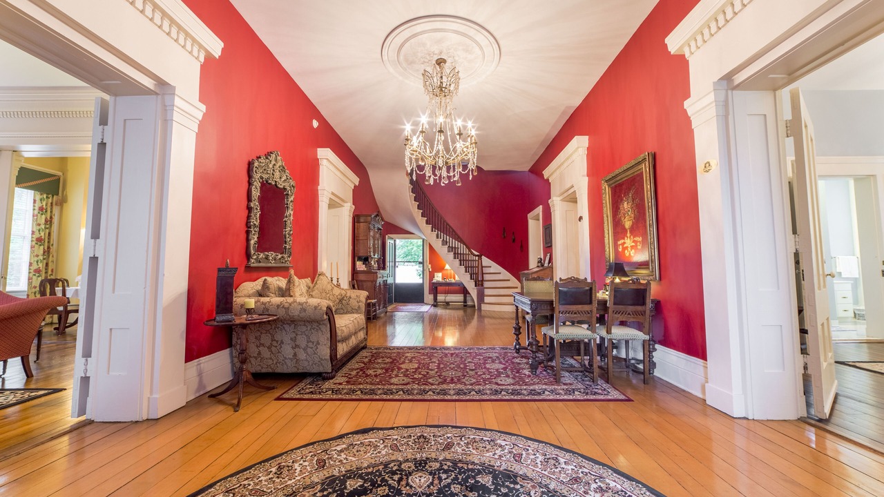 Photo of Others in Bardstown