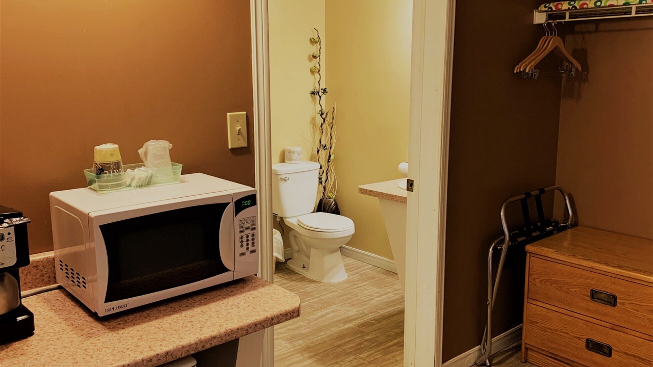 Photo of Bedroom in Little Current