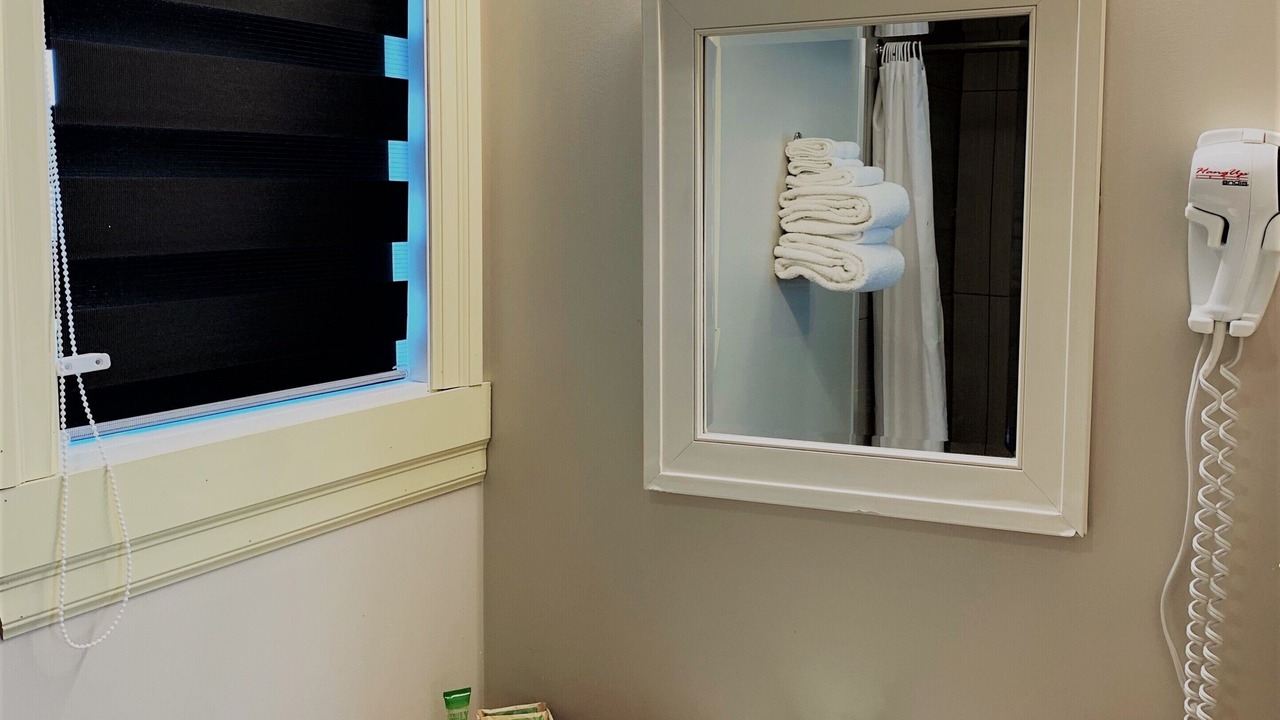 Photo of Bathroom in Little Current