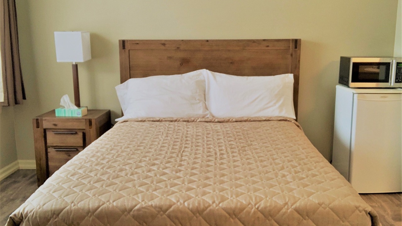 Photo of Bedroom in Little Current