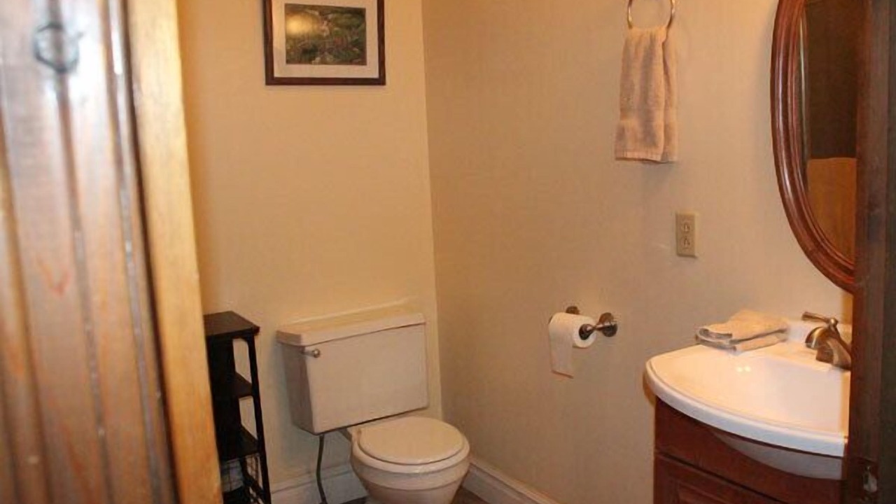 Photo of Bathroom in Silverton