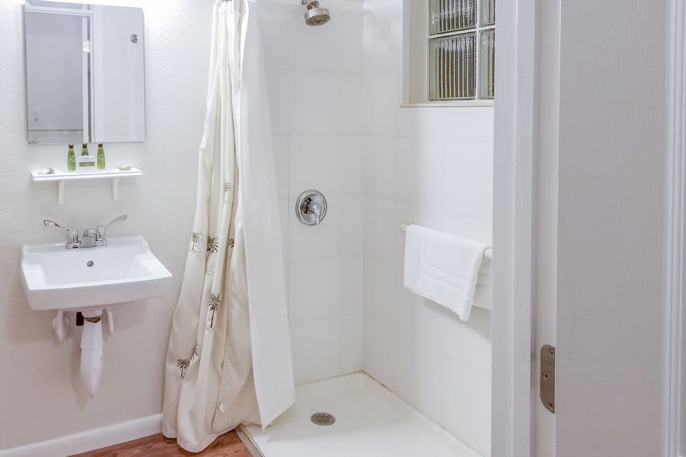 Photo of Bathroom in Tequesta