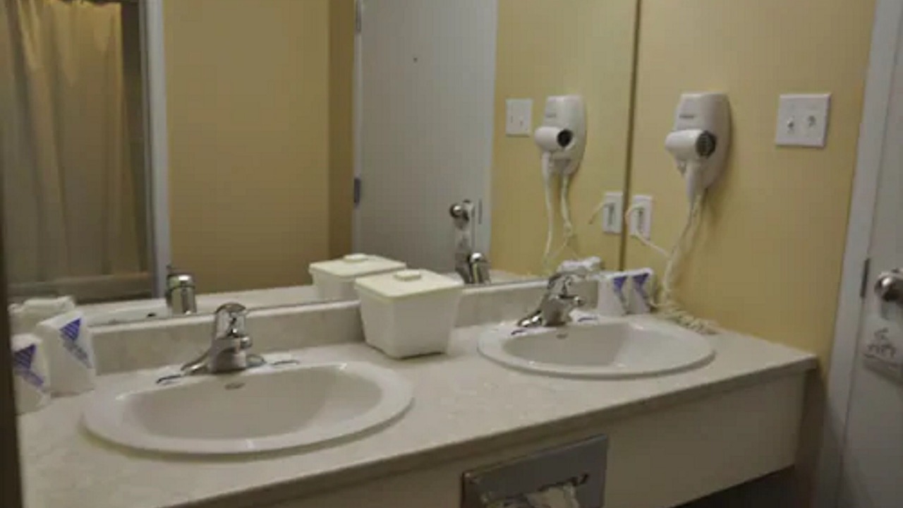 Photo of Bathroom in Buckingham
