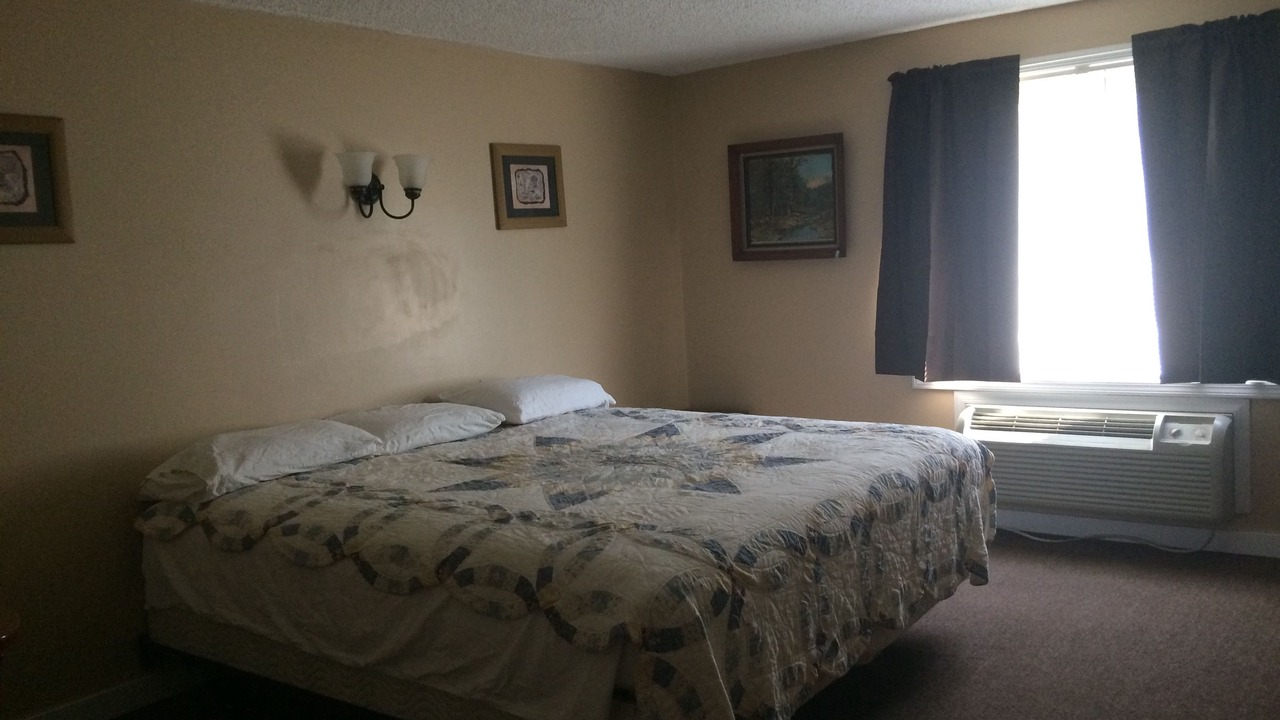 Photo of Bedroom in Chaffee