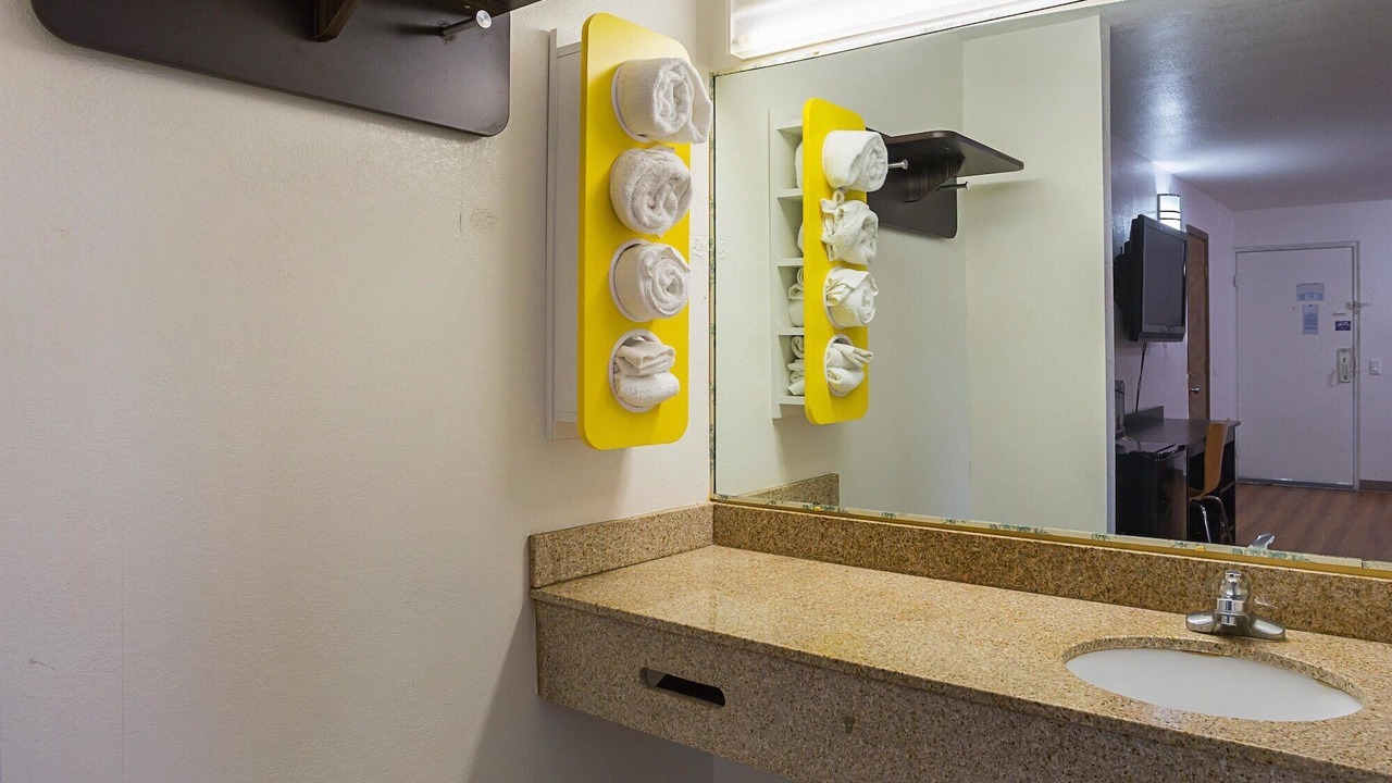 Photo of Bathroom in Brinkley