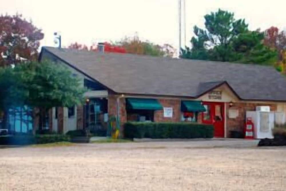 Photo of Outdoor in Alba