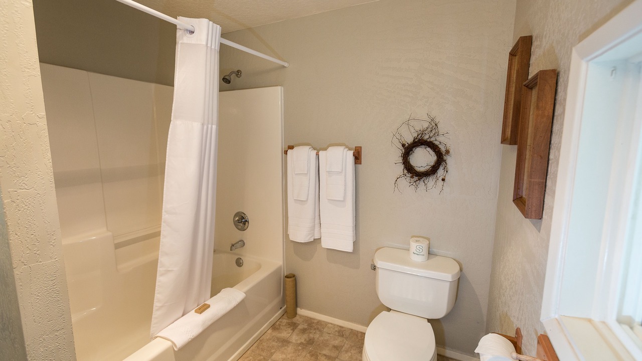 Photo of Bathroom in Merlin