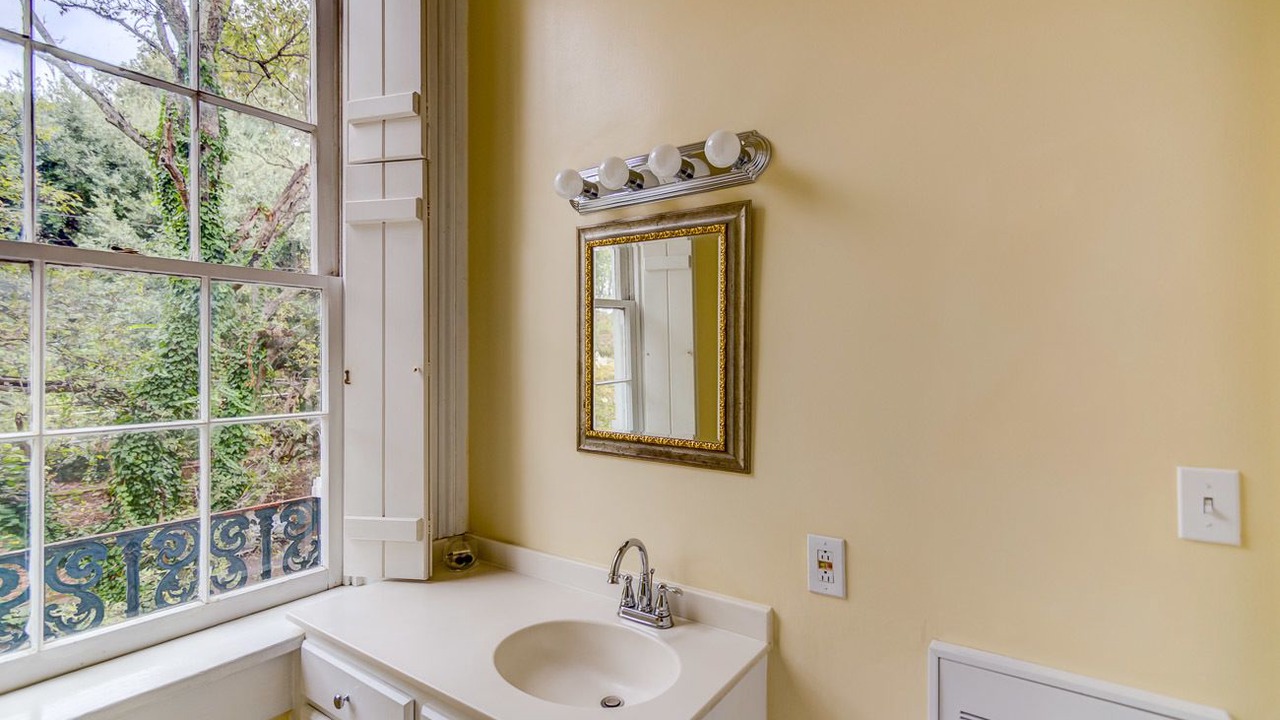 Photo of Bathroom in Vicksburg