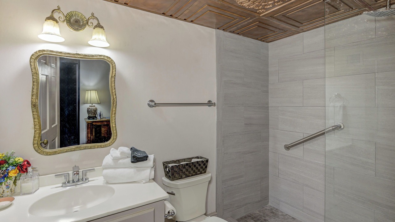 Photo of Bathroom in Vicksburg