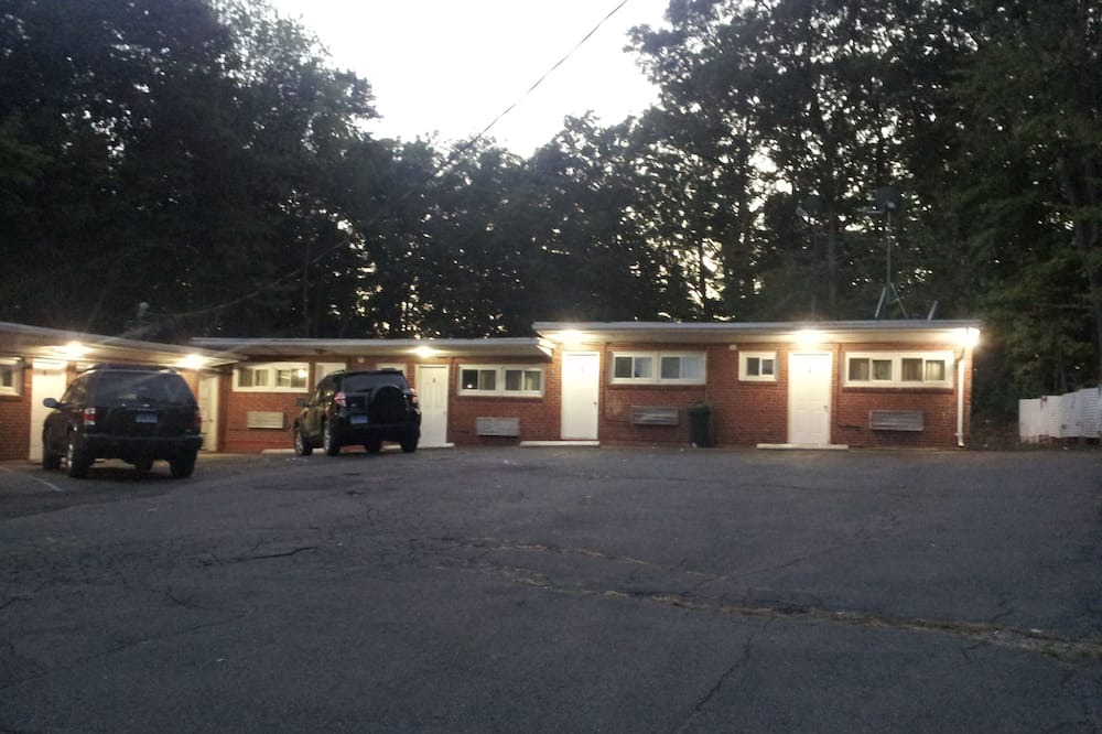 Photo of Outdoor in Newington