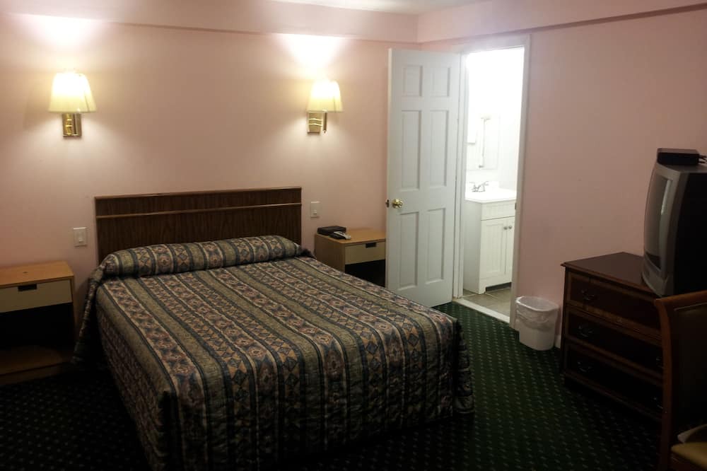 Photo of Bedroom in Newington