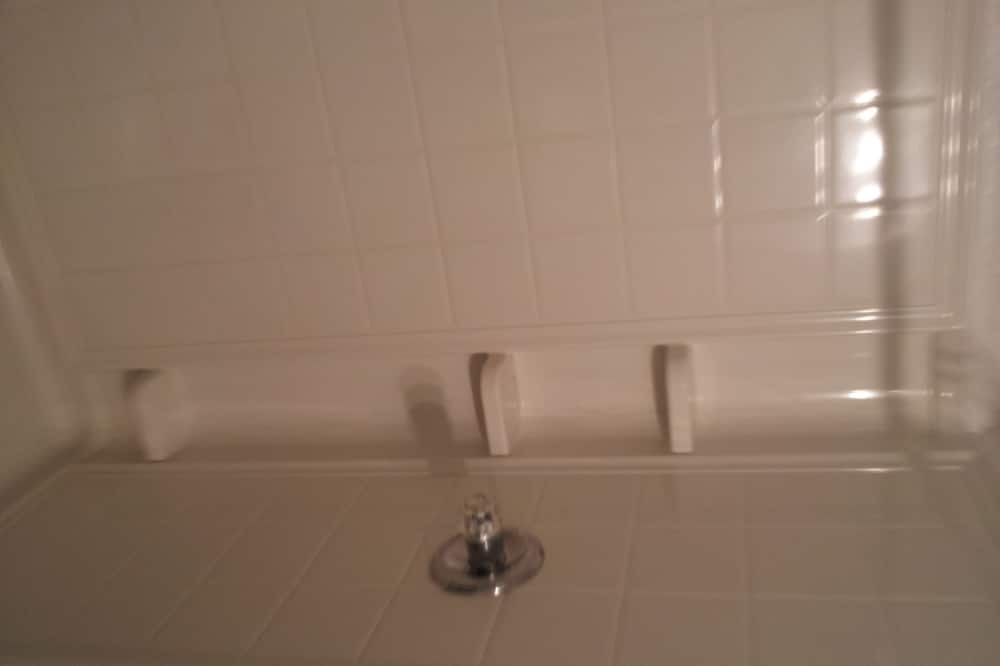 Photo of Bathroom in Newington