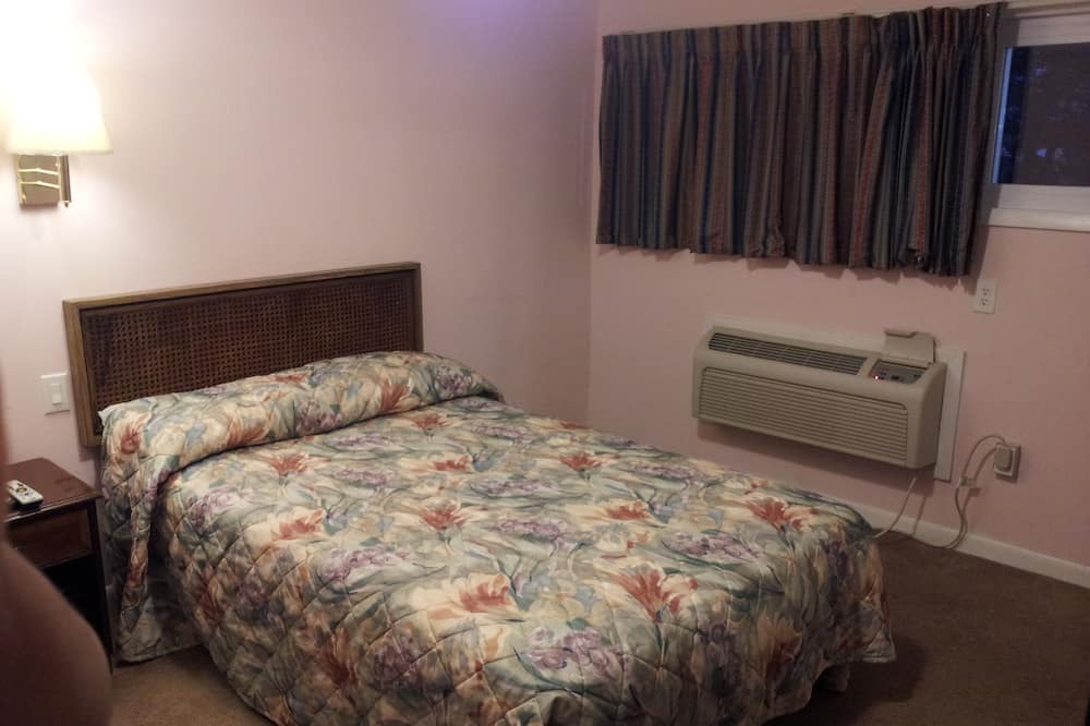 Photo of Bedroom in Newington