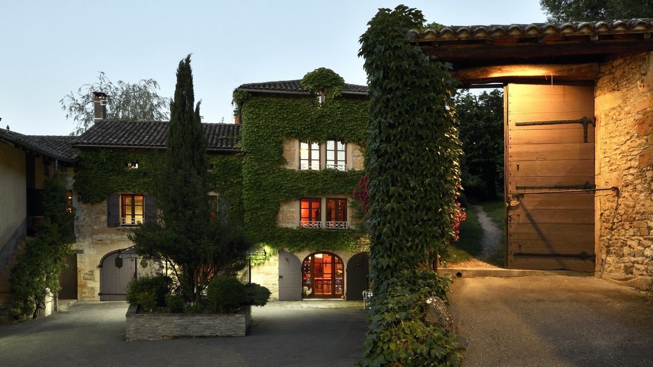 Photo of Buildings in Gleize