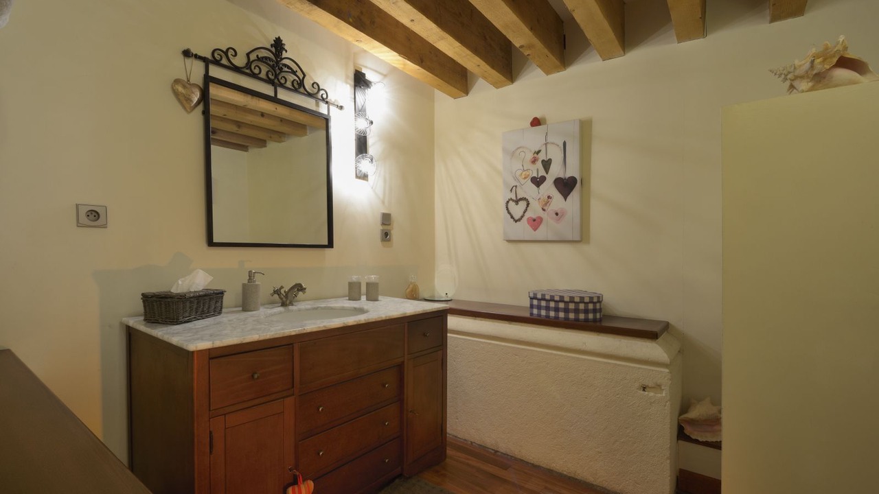 Photo of Bathroom in Gleize