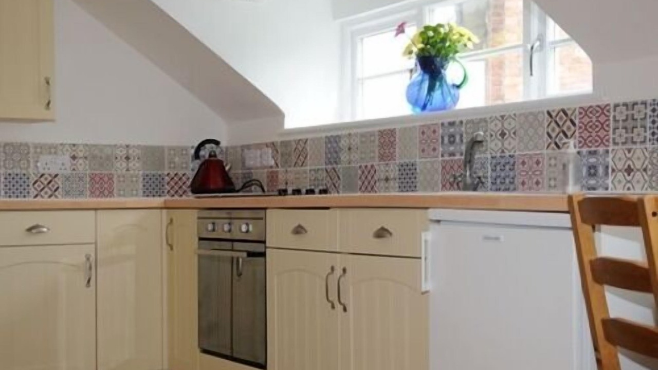 Photo of Others in Alford