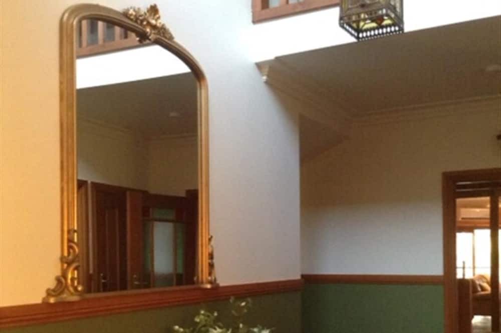 Photo of Livingroom in Yering