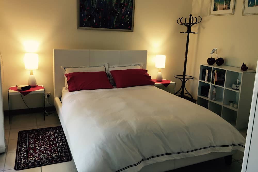 Photo of Bedroom in Clare