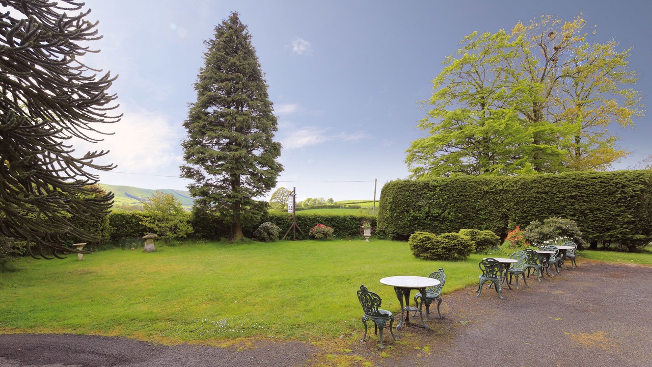 Photo of Outdoor in Newtown