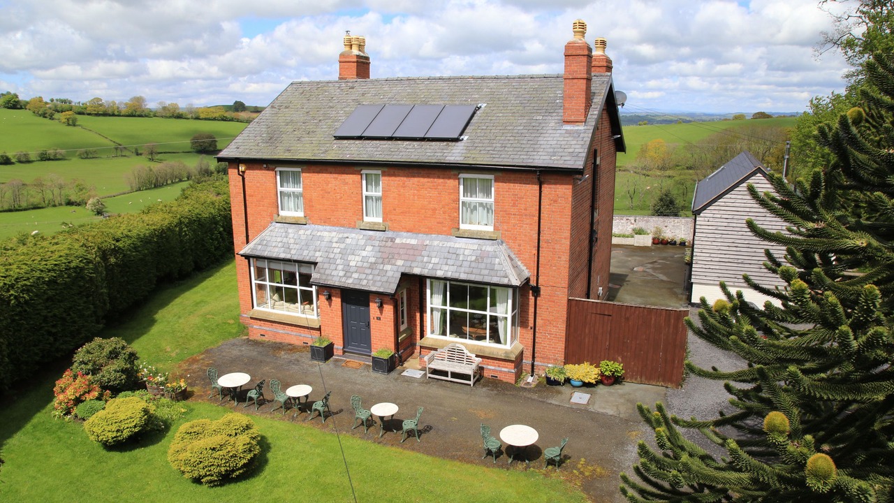 Photo of Outdoor in Newtown