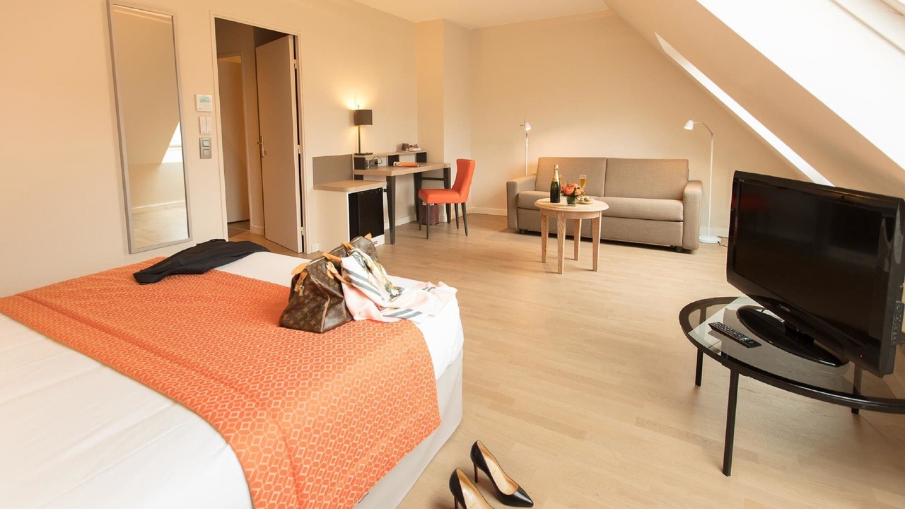 Photo of Livingroom in Antony