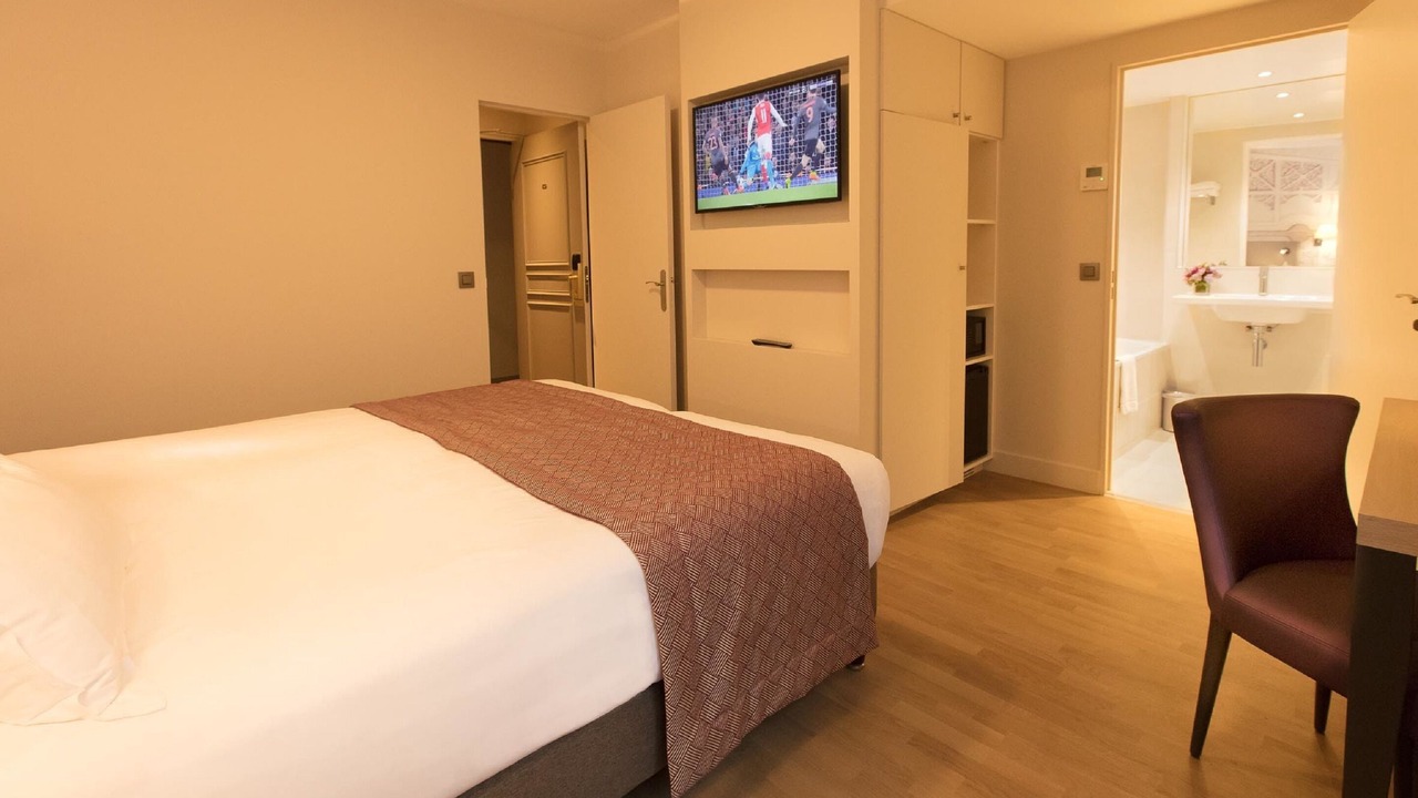 Photo of Bedroom in Antony