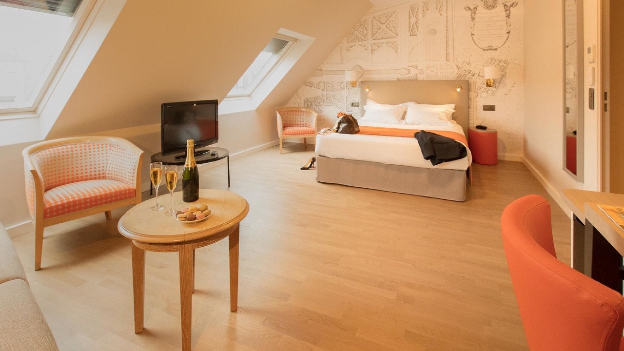 Photo of Bedroom in Antony