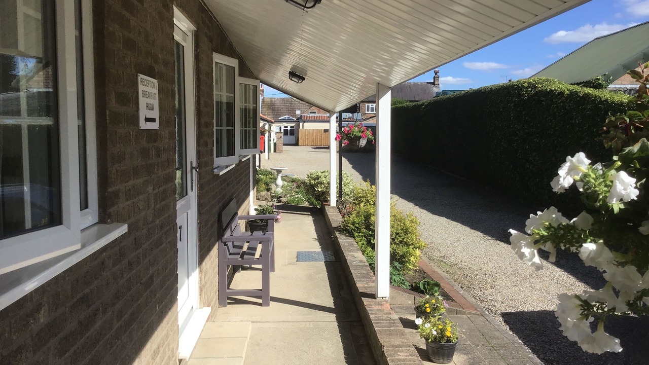 Photo of Others in Huby