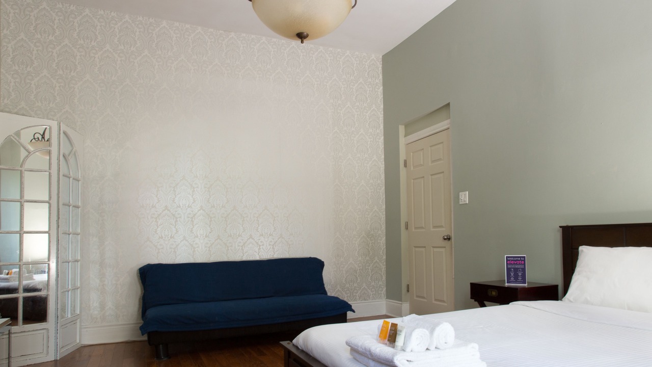 Photo of Bathroom in Cabbagetown