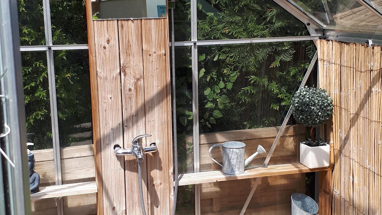 Photo of Bathroom in Muchedent