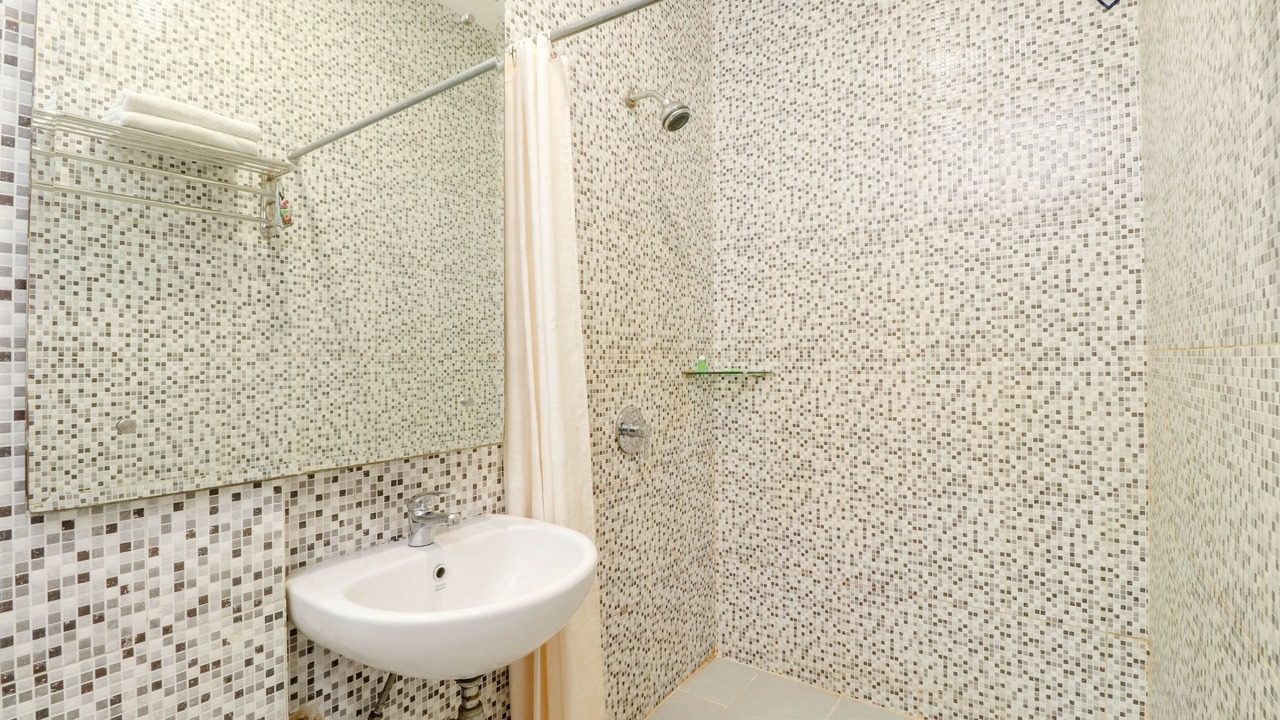 Photo of Bathroom in Tanjung Uncang