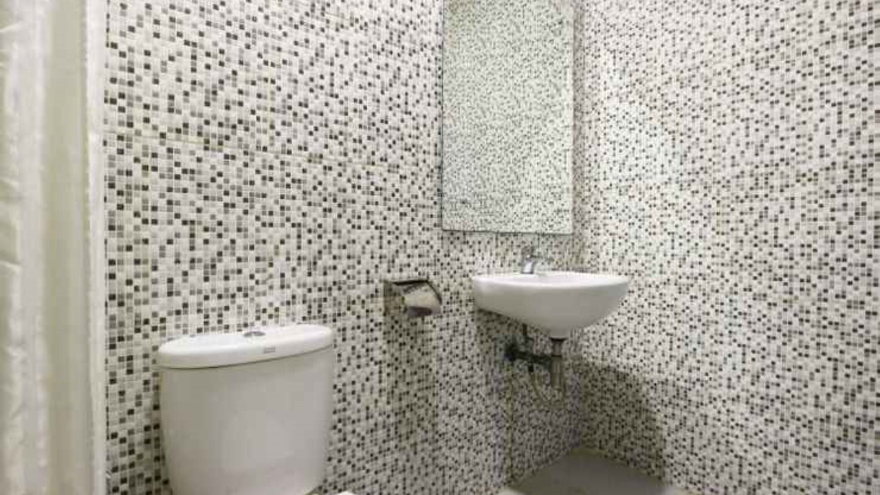 Photo of Bathroom in Tanjung Uncang