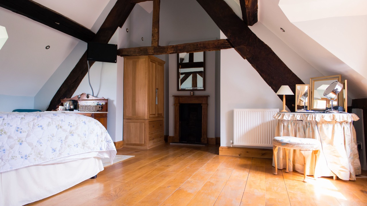 Photo of Others in Broadwas