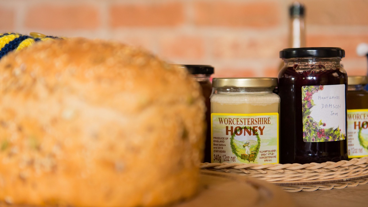 Photo of Others in Broadwas