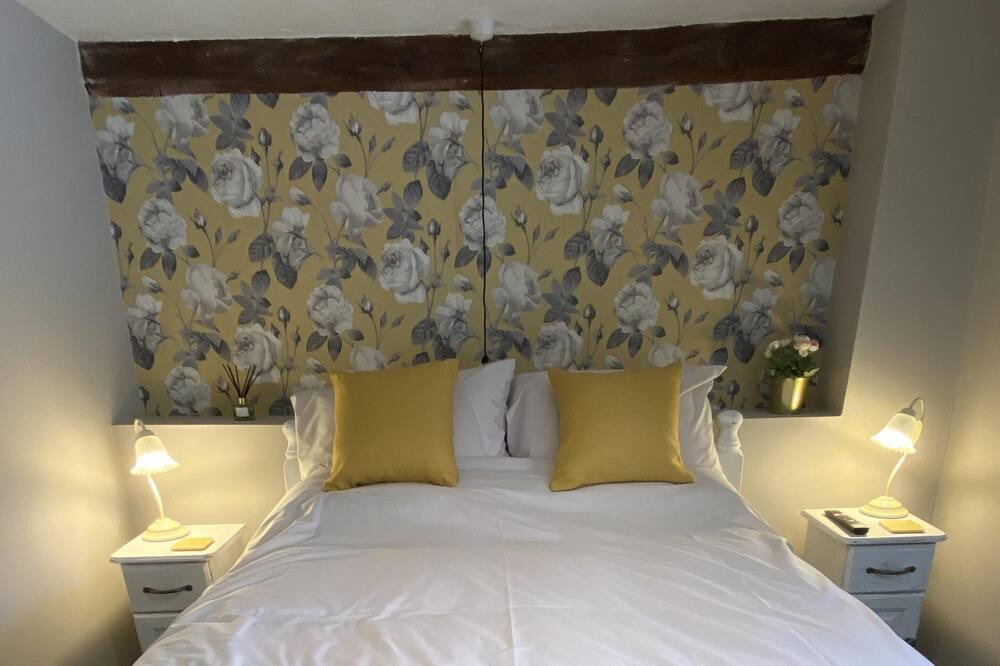 Photo of Bedroom in Dursley